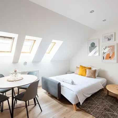 B.o.b. Klimentska Apartment Prague