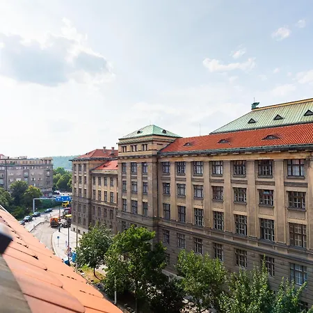 B.o.b. Klimentská Apartamento