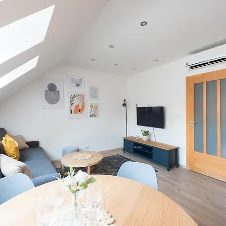 Apartment B.o.b. Klimentska Prague